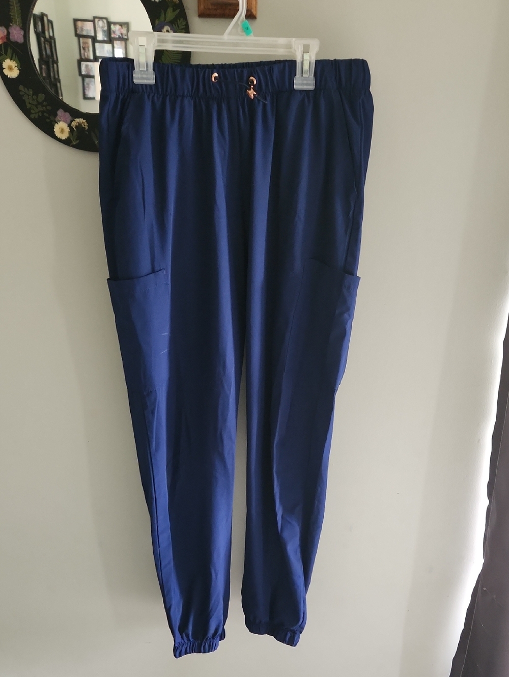 Women's Navy Scrubs Jogger Pants Sz. Medium